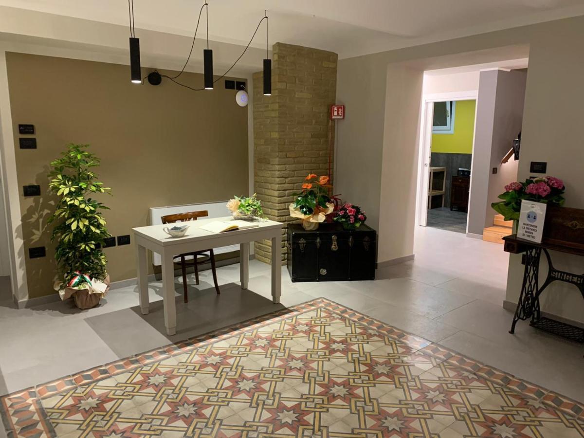 Babo Agriturismo Conviviale Castagnole delle Lanze Eksteriør bilde